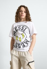 Футболка Футболка