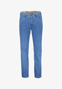 Узкие джинсы