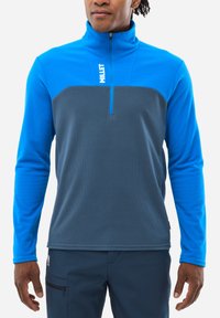 Спортивная кофта Спортивная кофта