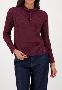 Пуловер Пуловер