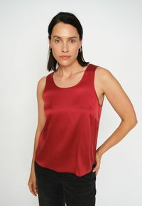 Шелковая блузка