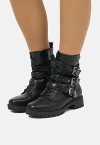 Ковбойские сапоги