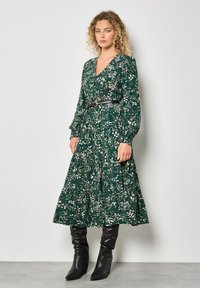 Летнее платье