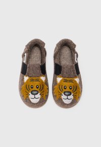 Тапочки Тапочки