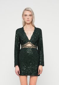 Коктейльное платье