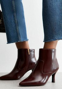 Широкие сапоги