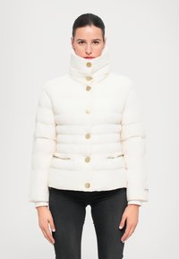 Зимняя куртка Зимняя куртка