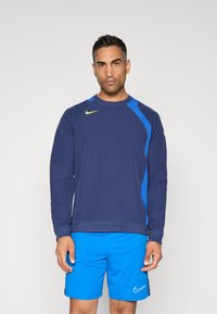 Спортивная майка