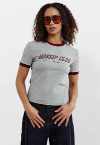 Футболка Футболка