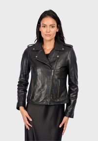 Кожаная куртка