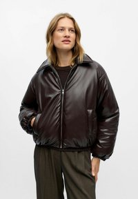 Зимняя куртка