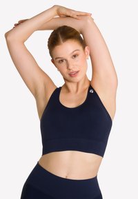 Спортивный бюстгальтер