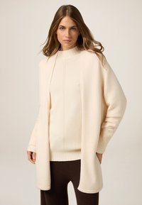 Длинный кардиган Длинный кардиган