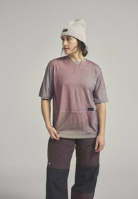 Спортивная майка