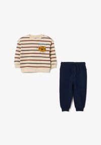 Набор одежды Набор одежды