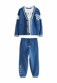 Вязаная кофта Вязаная кофта