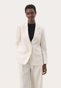 Блейзер Блейзер