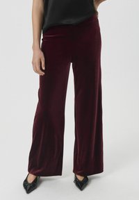 Широкие брюки