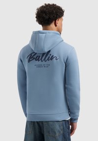 Толстовка Толстовка