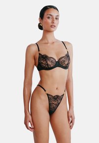 Бюстгальтер