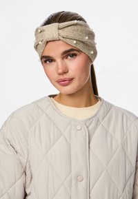 Головной убор Головной убор