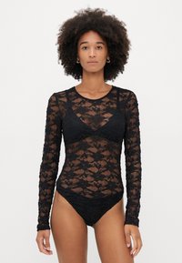 Кружевное боди