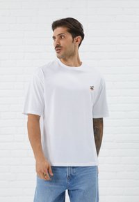 Футболка Футболка