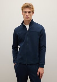 Толстовка Толстовка