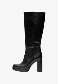 Сапоги на платформе