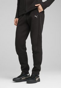 Спортивные штаны