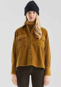 Вельветовая куртка