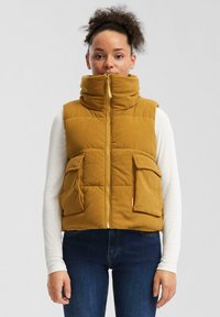 Короткая куртка