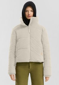 Вельветовая куртка Вельветовая куртка