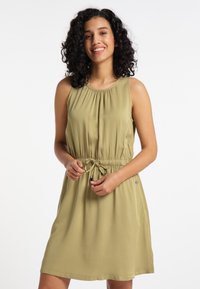 Короткое платье