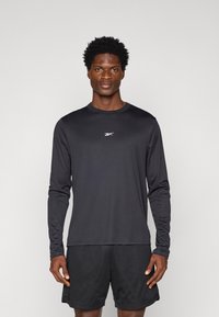 Спортивная майка