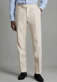 Льняные брюки Льняные брюки