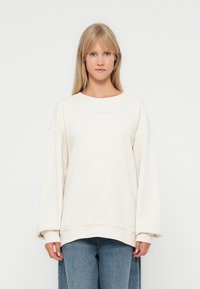 Толстовка Толстовка