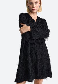 Платье Платье