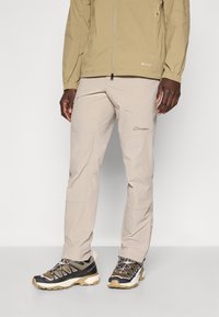 Спортивные штаны