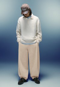 Спортивные штаны