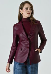 Кожаная куртка