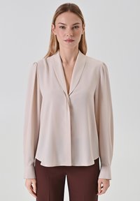 Блузка-рубашка