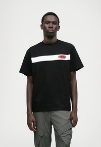 Футболка Футболка