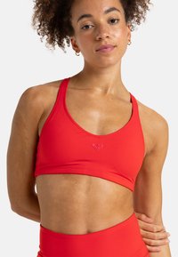 Спортивный бюстгальтер