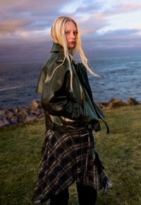 Кожаная куртка