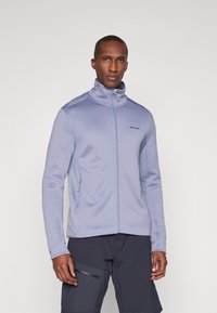 Флисовая куртка