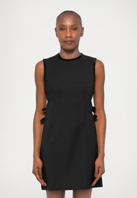 Коктейльное платье