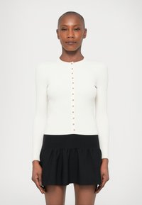 Вязаное платье