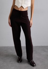 Широкие брюки