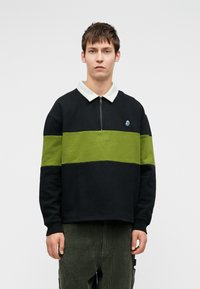 Толстовка Толстовка